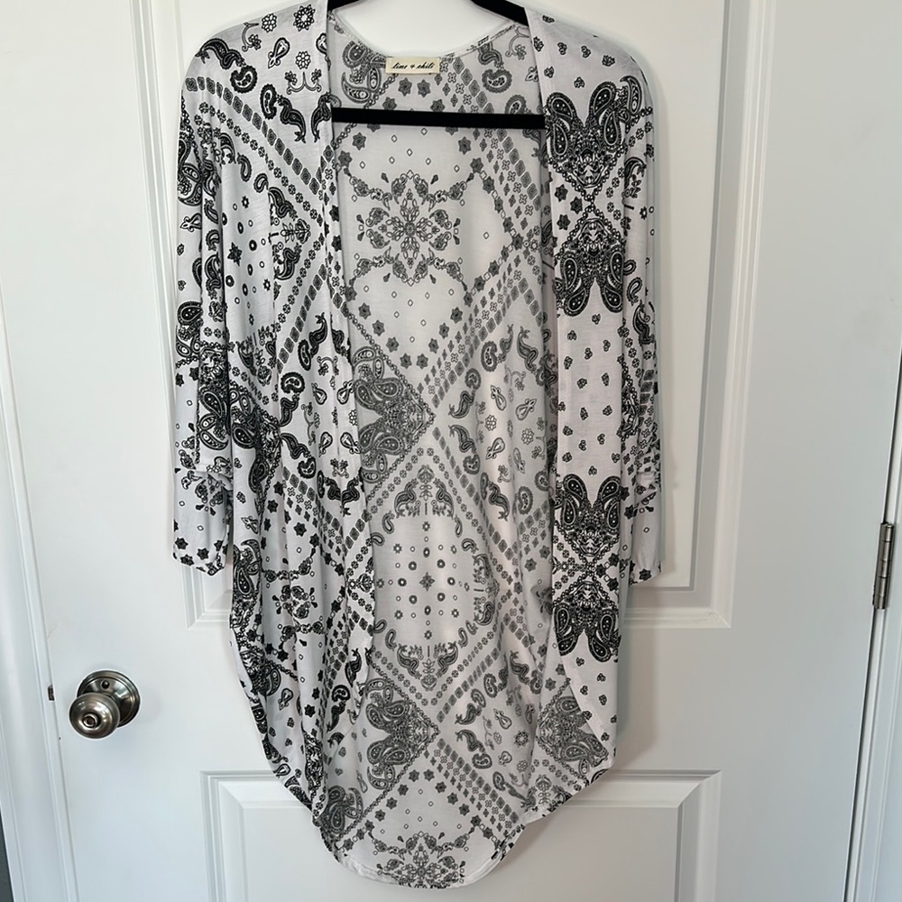 Lime and Chili Black and White Patterned Kimono Small